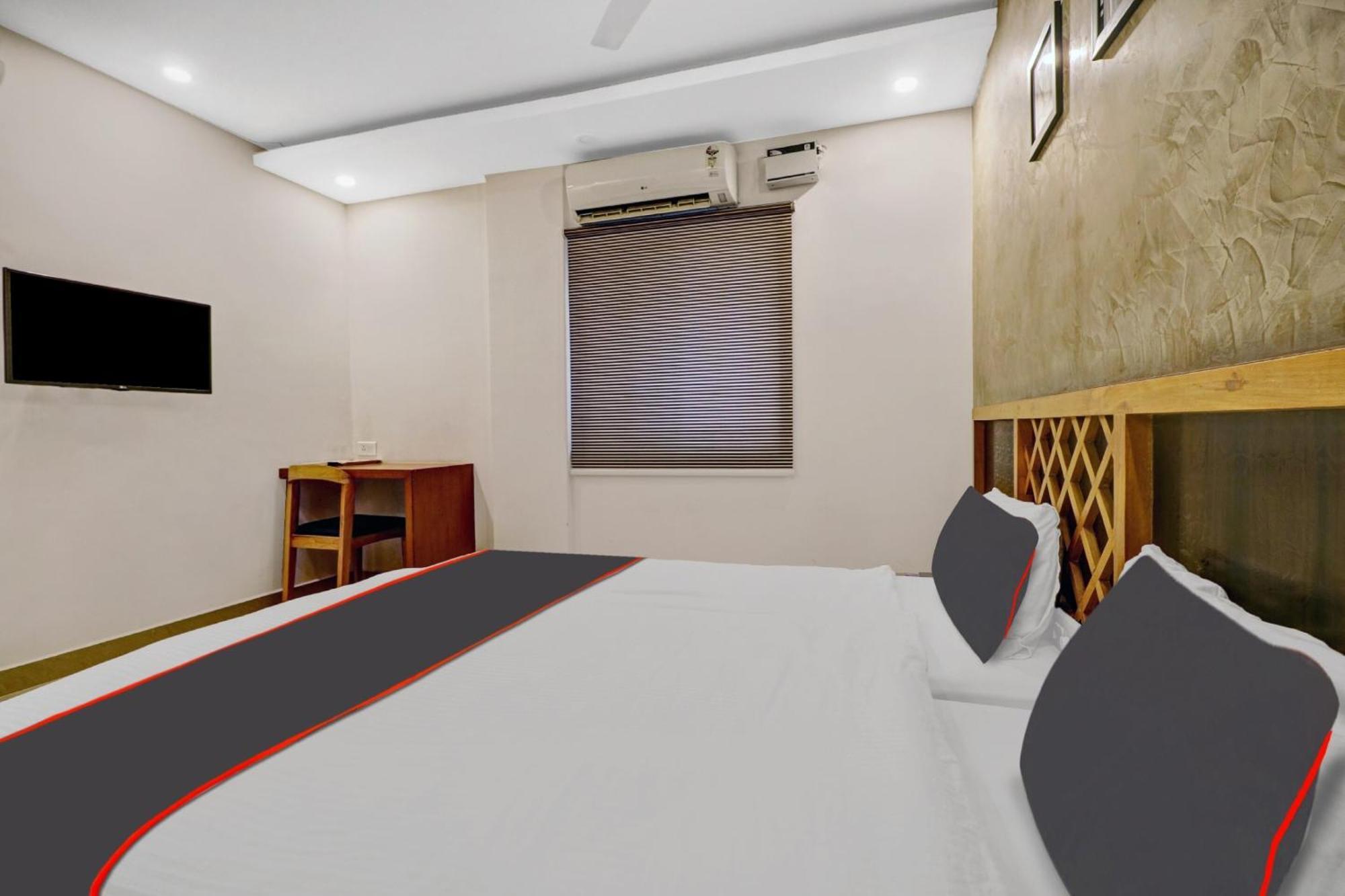 Отель Super Collection O Manasi Residency Бангалор Экстерьер фото