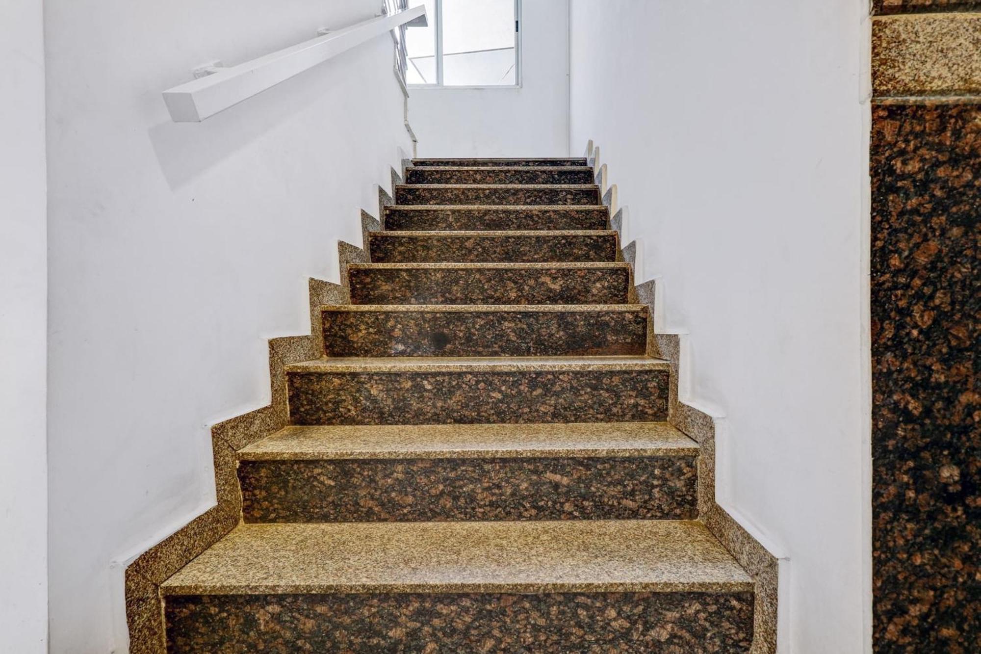 Отель Super Collection O Manasi Residency Бангалор Экстерьер фото